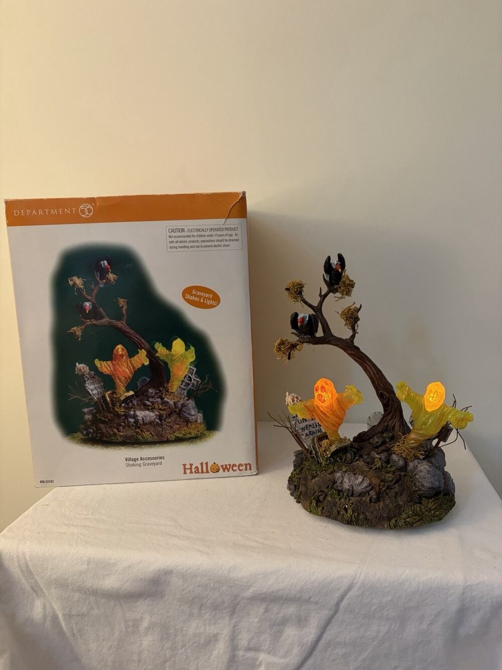 Dept 56 Halloween Village Shaking Graveyard #53162 Lights & Motion Accessory